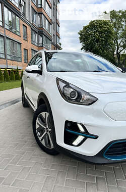 Внедорожник / Кроссовер Kia Niro 2019 в Киеве