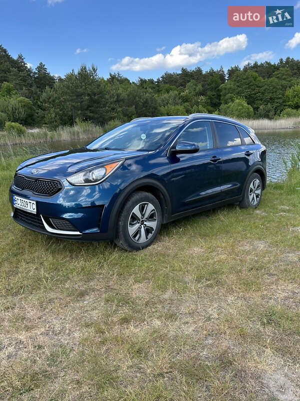 Позашляховик / Кросовер Kia Niro 2019 в Львові