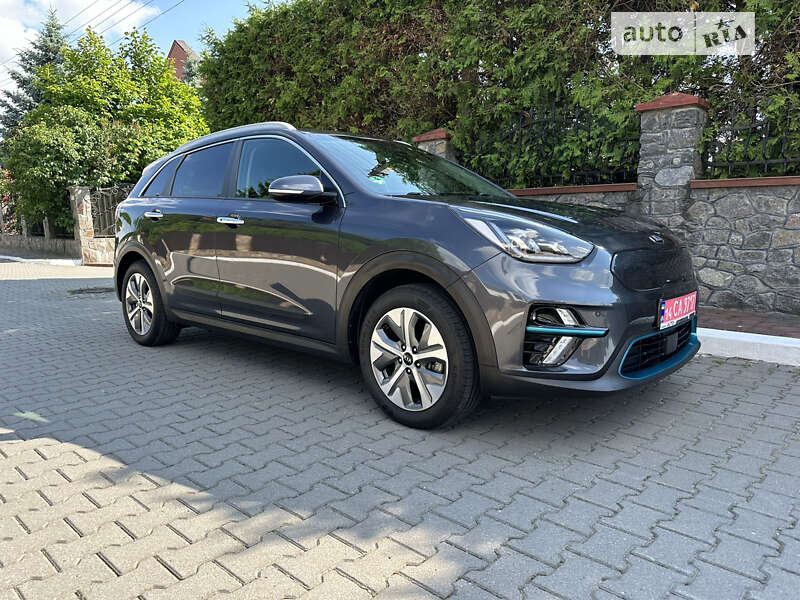 Внедорожник / Кроссовер Kia Niro 2019 в Хмельницком