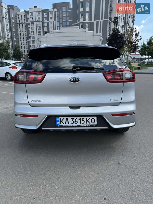 Внедорожник / Кроссовер Kia Niro 2017 в Киеве фото 6 Внедорожник / Кроссовер Kia Niro 2017 в Киеве