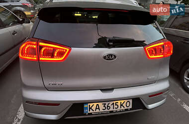 Внедорожник / Кроссовер Kia Niro 2017 в Киеве фото 11 Внедорожник / Кроссовер Kia Niro 2017 в Киеве