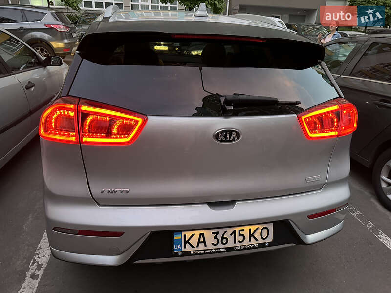Внедорожник / Кроссовер Kia Niro 2017 в Киеве фото 11 Внедорожник / Кроссовер Kia Niro 2017 в Киеве