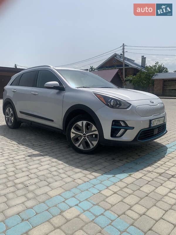 Внедорожник / Кроссовер Kia Niro 2020 в Ивано-Франковске