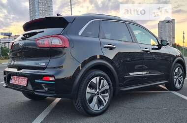 Внедорожник / Кроссовер Kia Niro 2019 в Киеве