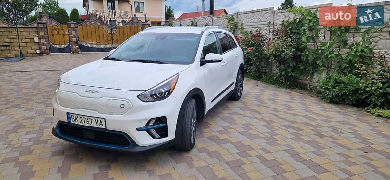 Внедорожник / Кроссовер Kia Niro 2022 в Ровно