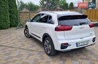 Внедорожник / Кроссовер Kia Niro 2022 в Ровно