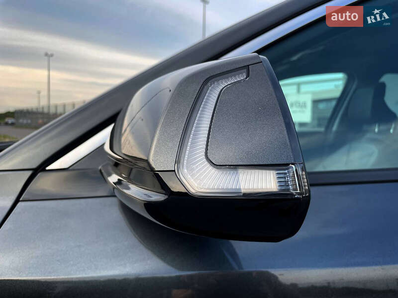 Внедорожник / Кроссовер Kia Niro 2023 в Львове