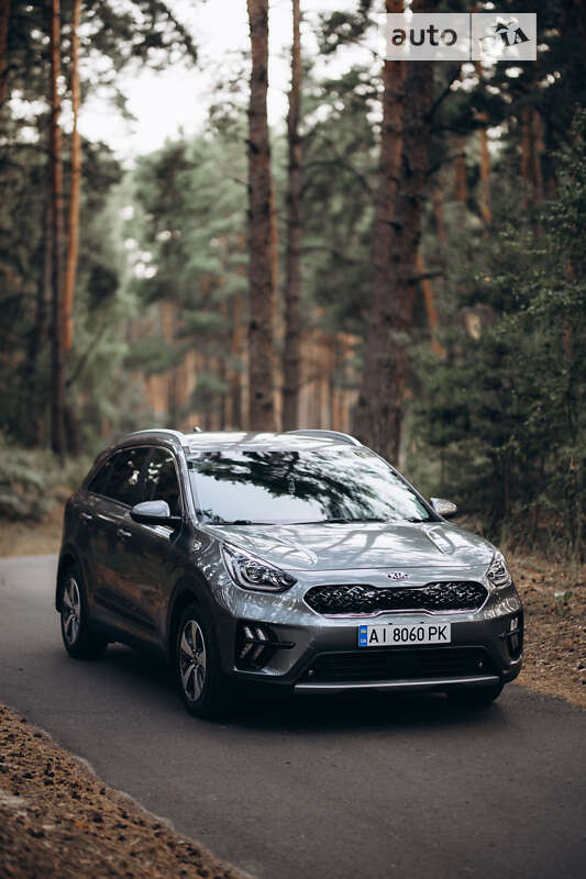 Внедорожник / Кроссовер Kia Niro 2016 в Переяславе