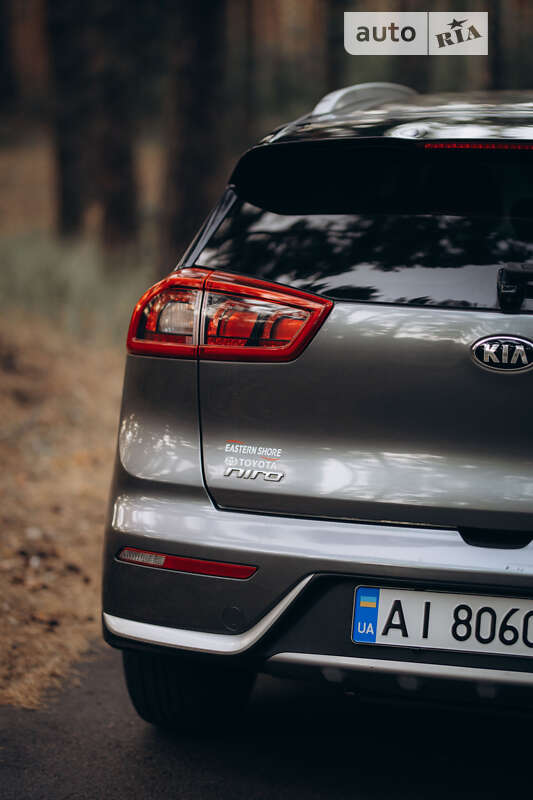 Внедорожник / Кроссовер Kia Niro 2016 в Переяславе