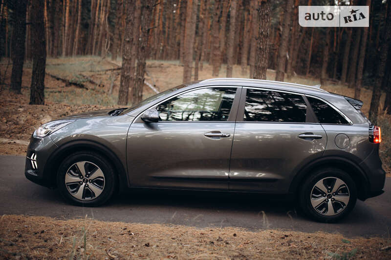 Внедорожник / Кроссовер Kia Niro 2016 в Переяславе