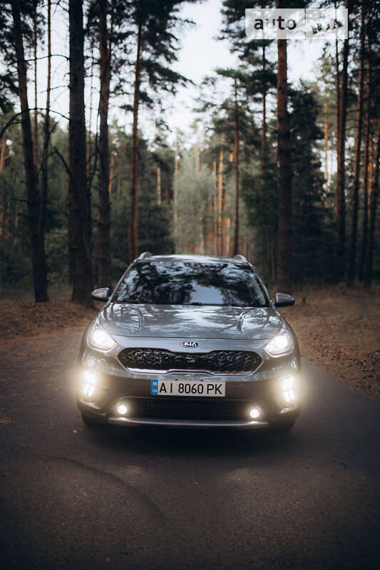 Внедорожник / Кроссовер Kia Niro 2016 в Переяславе