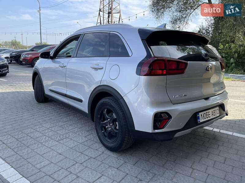 Позашляховик / Кросовер Kia Niro 2020 в Львові