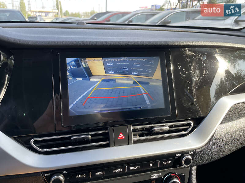 Позашляховик / Кросовер Kia Niro 2020 в Львові