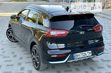 Внедорожник / Кроссовер Kia Niro 2017 в Одессе