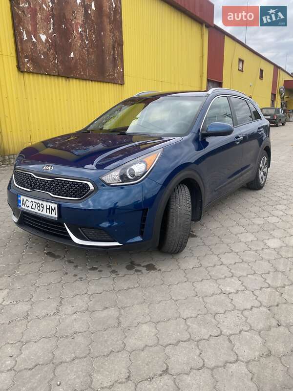 Внедорожник / Кроссовер Kia Niro 2017 в Ковеле