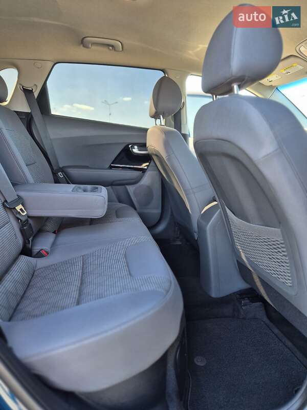 Позашляховик / Кросовер Kia Niro 2020 в Дніпрі