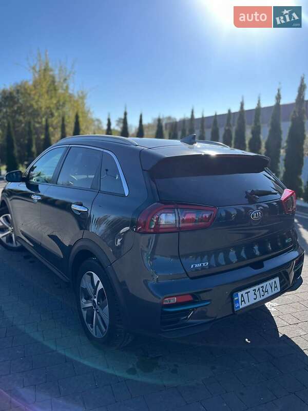 Позашляховик / Кросовер Kia Niro 2019 в Надвірній