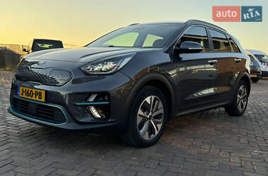 Внедорожник / Кроссовер Kia Niro 2020 в Киеве