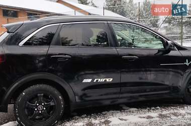 Позашляховик / Кросовер Kia Niro 2017 в Трускавці