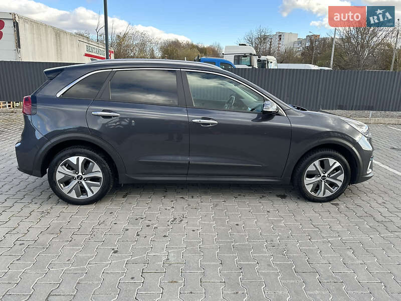 Позашляховик / Кросовер Kia Niro 2019 в Хмельницькому