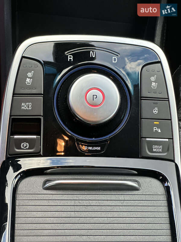 Позашляховик / Кросовер Kia Niro 2019 в Хмельницькому