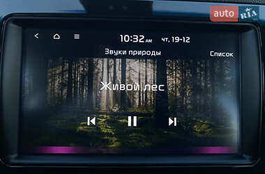 Позашляховик / Кросовер Kia Niro 2019 в Львові