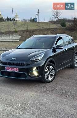 Позашляховик / Кросовер Kia Niro 2020 в Долині