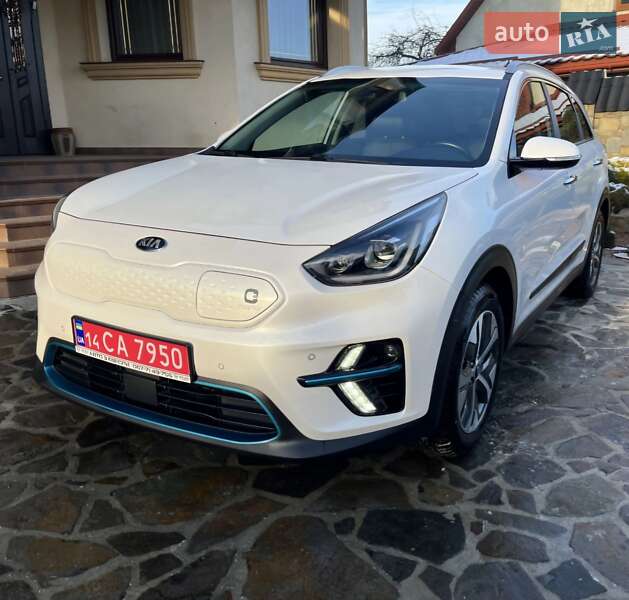 Внедорожник / Кроссовер Kia Niro 2020 в Днепре