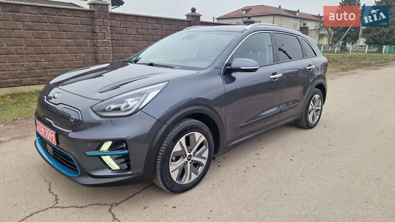 Внедорожник / Кроссовер Kia Niro 2020 в Дубно