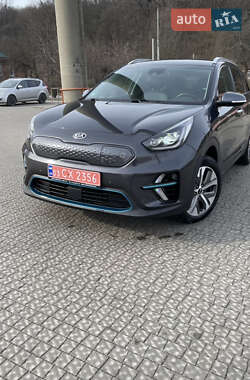 Внедорожник / Кроссовер Kia Niro 2018 в Полтаве