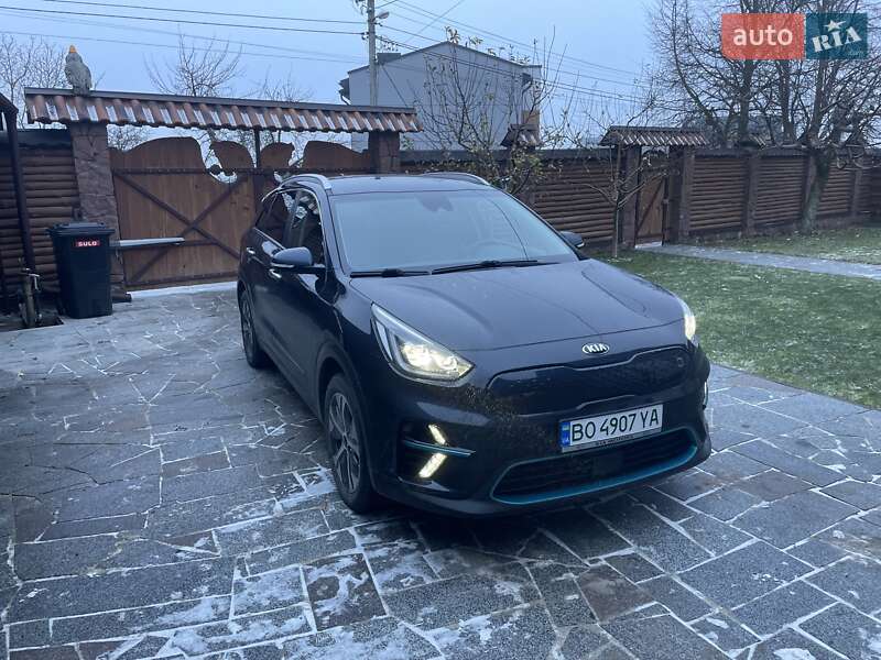 Внедорожник / Кроссовер Kia Niro 2019 в Тернополе