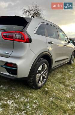 Внедорожник / Кроссовер Kia Niro 2019 в Ровно