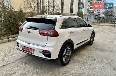 Внедорожник / Кроссовер Kia Niro 2019 в Ивано-Франковске