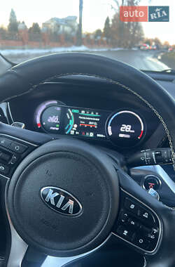 Позашляховик / Кросовер Kia Niro 2020 в 