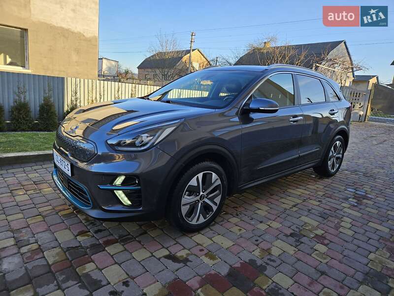 Внедорожник / Кроссовер Kia Niro 2020 в Дубно