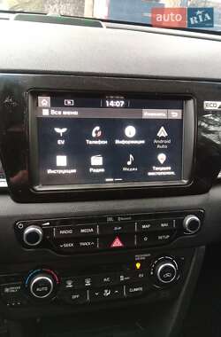 Внедорожник / Кроссовер Kia Niro 2019 в 