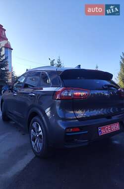 Позашляховик / Кросовер Kia Niro 2019 в Тернополі