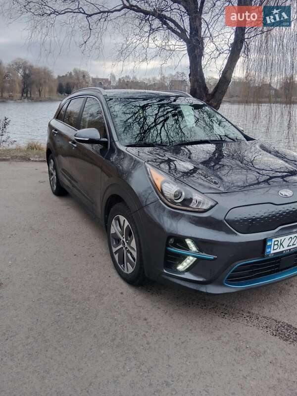 Внедорожник / Кроссовер Kia Niro 2019 в Ровно