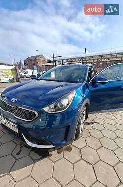 Внедорожник / Кроссовер Kia Niro 2017 в Харькове