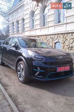 Внедорожник / Кроссовер Kia Niro 2019 в Стебнику