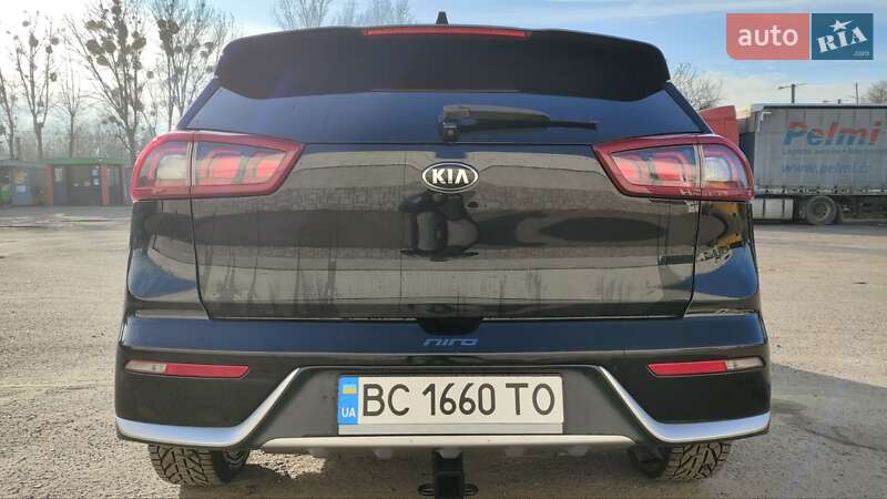 Внедорожник / Кроссовер Kia Niro 2017 в Львове