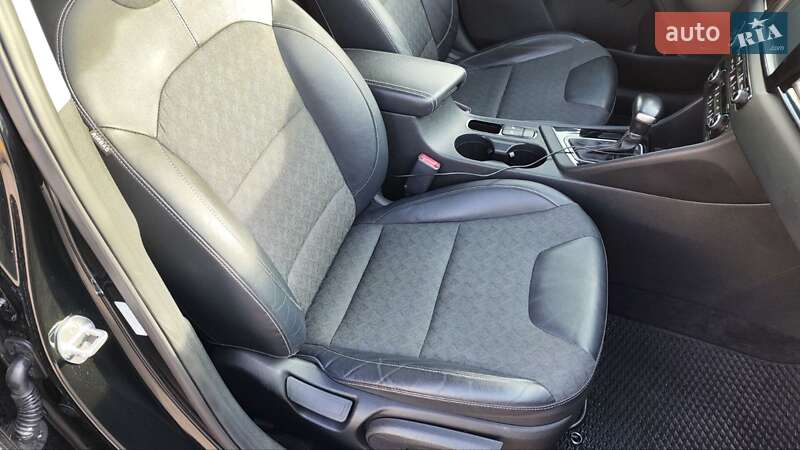 Внедорожник / Кроссовер Kia Niro 2017 в Львове