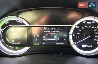 Позашляховик / Кросовер Kia Niro 2017 в 