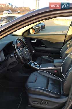 Внедорожник / Кроссовер Kia Niro 2019 в 