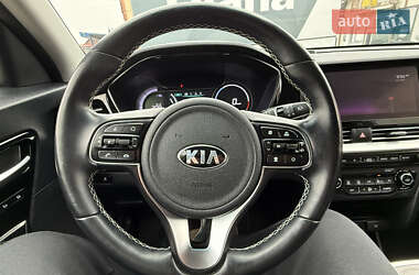Внедорожник / Кроссовер Kia Niro 2020 в 