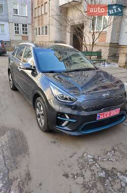 Позашляховик / Кросовер Kia Niro 2020 в Львові