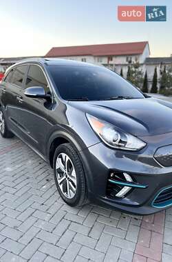 Позашляховик / Кросовер Kia Niro 2019 в 
