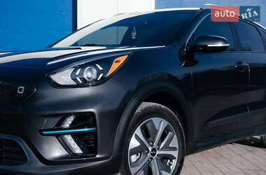 Позашляховик / Кросовер Kia Niro 2022 в 