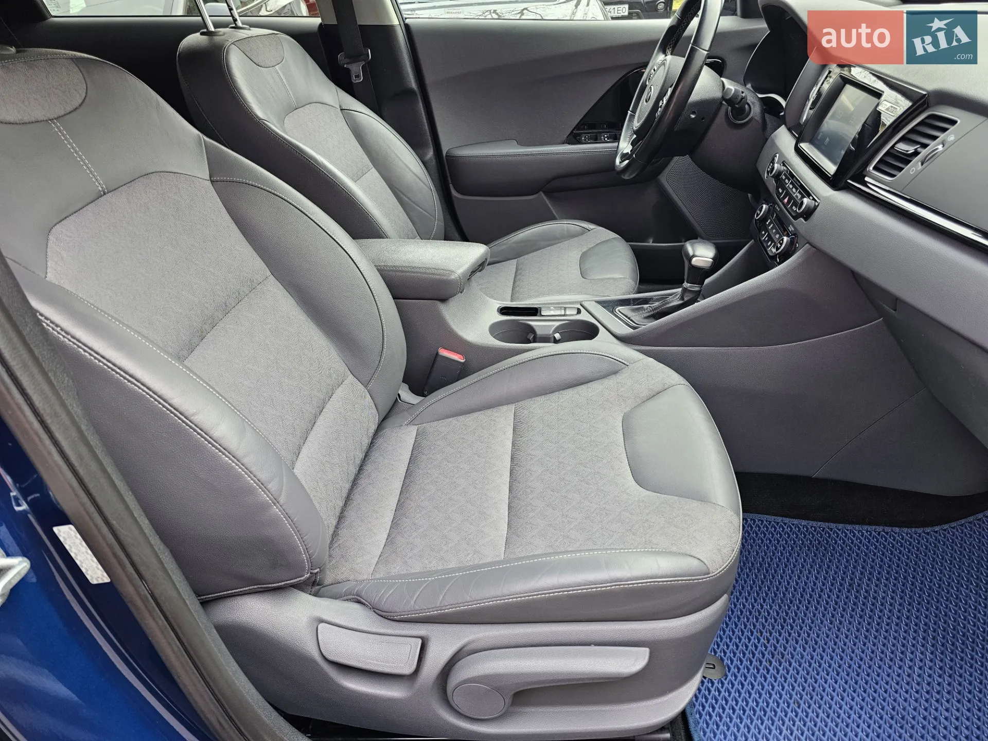 2016 Kia Niro - мініатюра 16