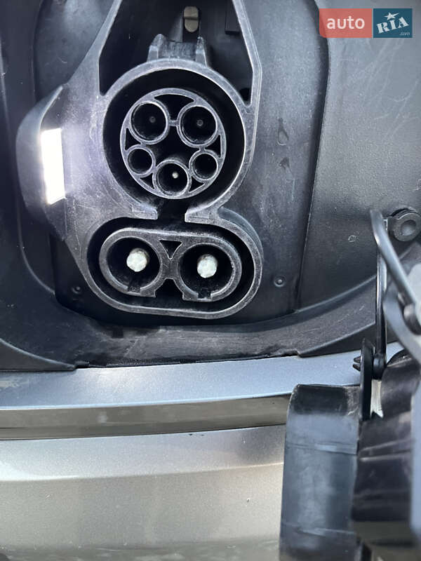 Внедорожник / Кроссовер Kia Niro 2022 в Кельменцах фото 18 Внедорожник / Кроссовер Kia Niro 2022 в Кельменцах